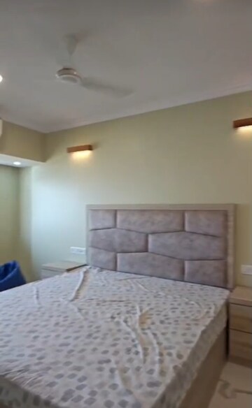 2 BHK Apartment For Rent in Ganga Bhavan, Versova