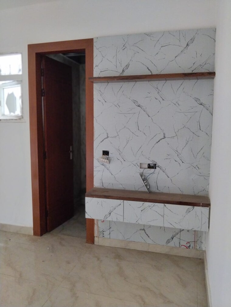 Room, dmd-hometech-awas-yojna 2 Bedroom 1120 Sq.Ft. Builder Floor In Sector 73 Noida 9638889