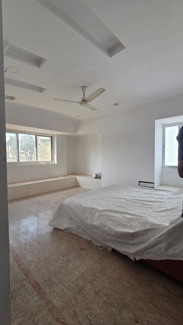 Bedroom in 3 BHK Apartment at Andheri West – for Sale