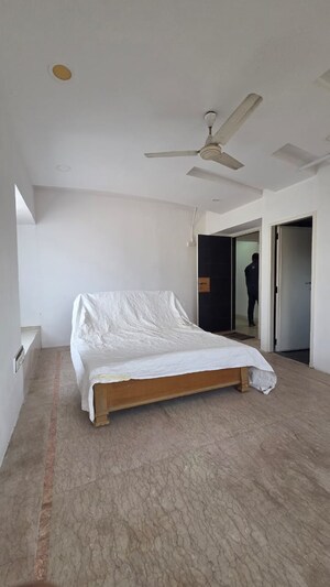 Bedroom in 3 BHK Apartment at Andheri West – for Sale