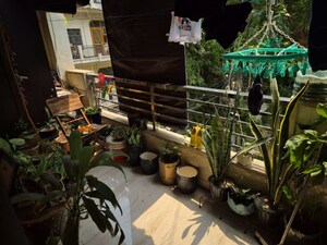 Gym in 2.5 BHK Builder Floor at Ramesh Nagar – for Rent