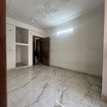 Room in 2 BHK Builder Floor at Chattarpur – for Rent