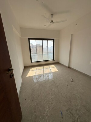 2 BHK Apartment For Sale in Goghari Mansion CHS, Santacruz West