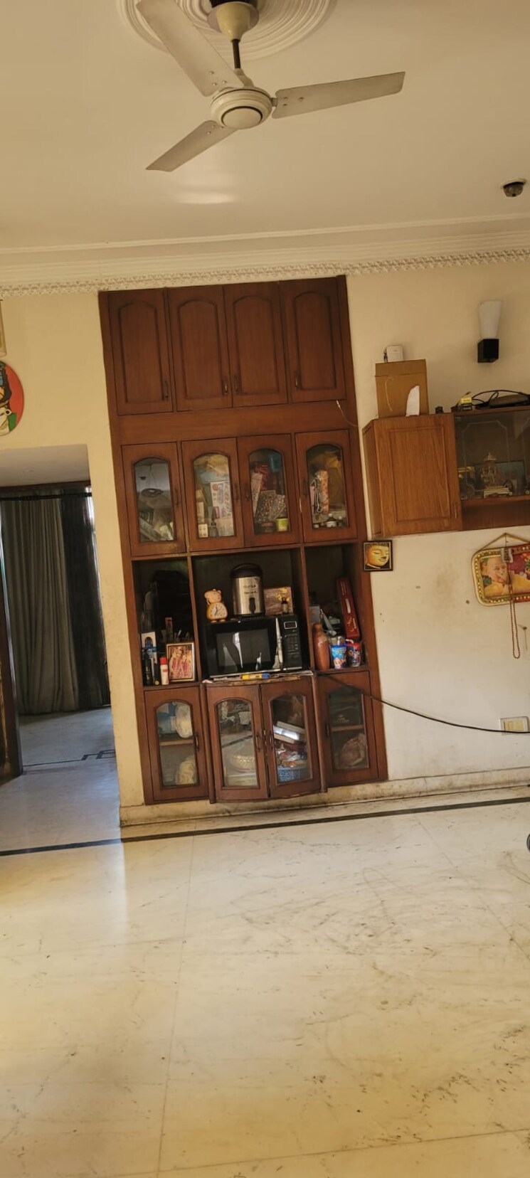 undefined, sector 41 5 Bedroom 180 Sq.Mt. Villa In Sector 41 Noida 9638903