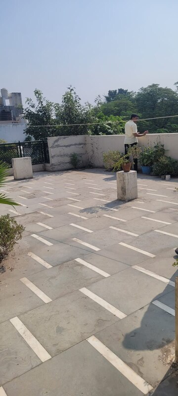 Balcony in 5 BHK Villa at Sector 41 – for Sale