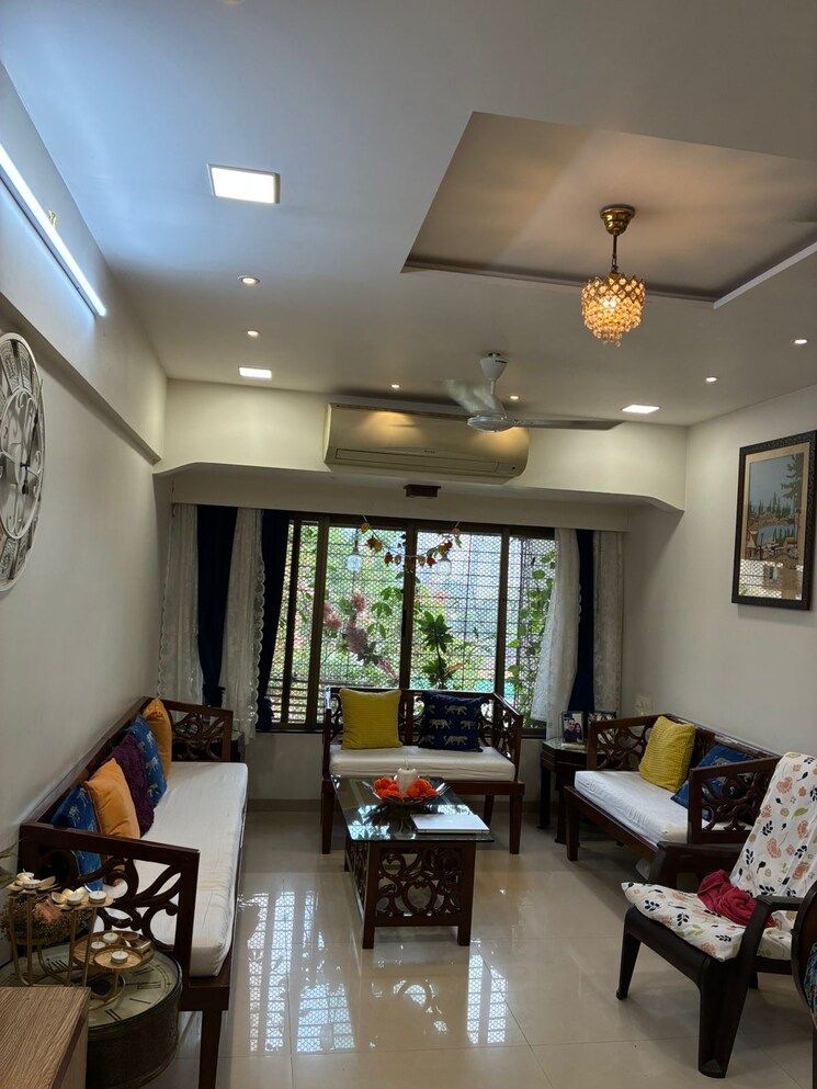 Living Room, andheri west 2 Bedroom 800 Sq.Ft. Apartment In Andheri West Mumbai 9638900