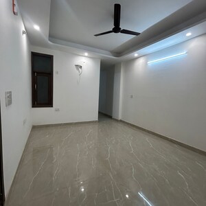Room in 2 BHK Builder Floor at Chattarpur – for Rent