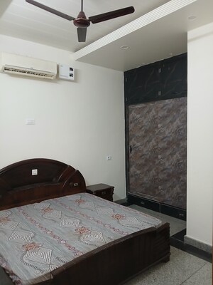 2 BHK Builder Floor For Rent in Sector 9