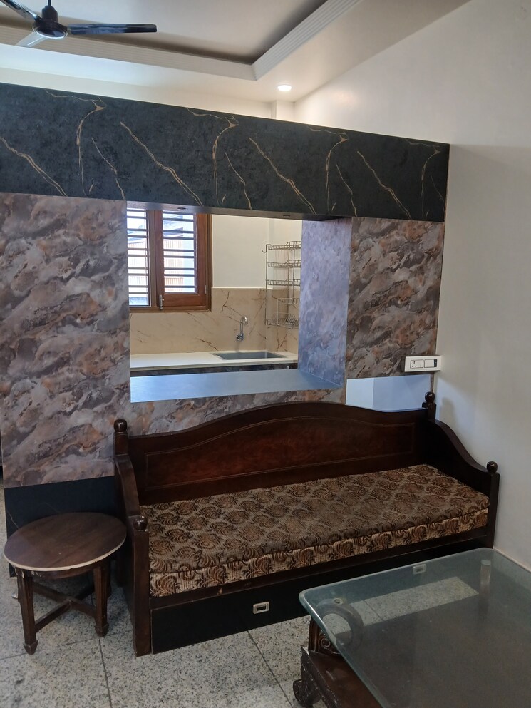 Living Room, sector 9 2 Bedroom 170 Sq.Yd. Builder Floor In Sector 9 Hisar 9638924