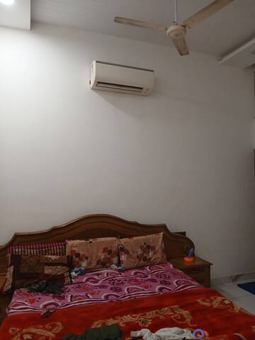 Furnished Amenities in 2 BHK Builder Floor at Sector 9 – for Rent