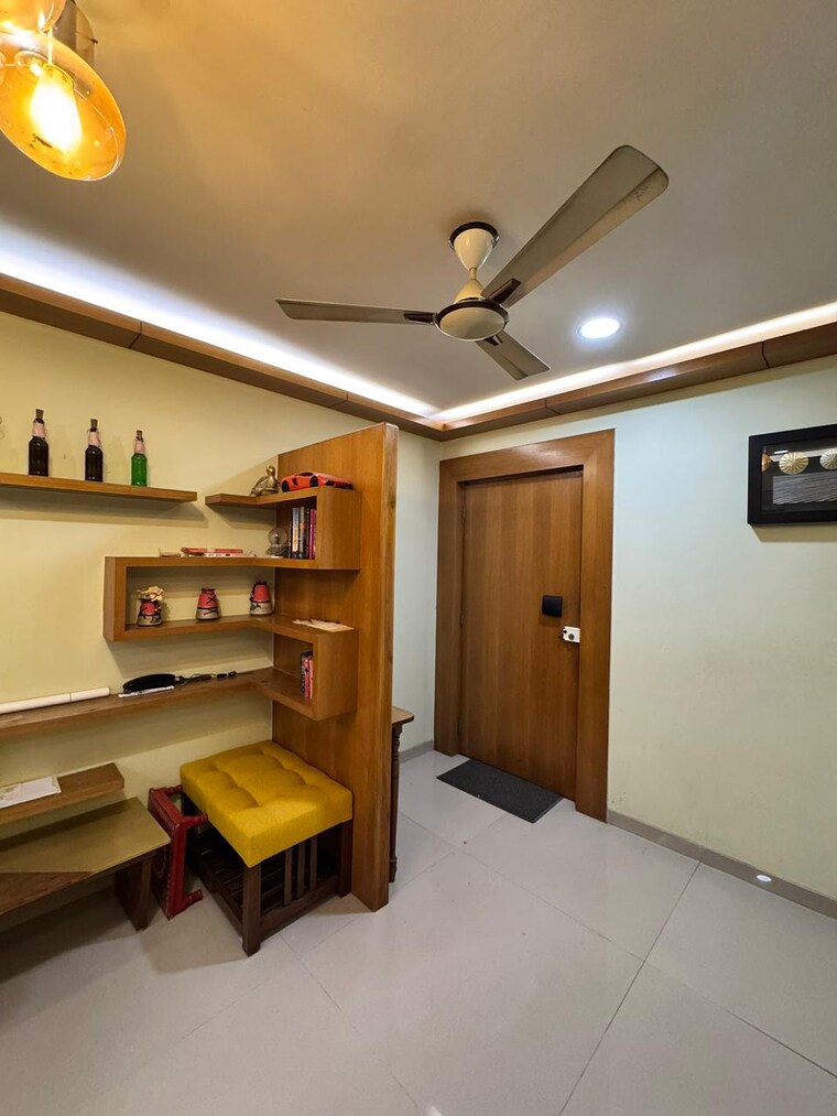 Living Room, andheri west 3 Bedroom 1100 Sq.Ft. Apartment In Andheri West Mumbai 9638934
