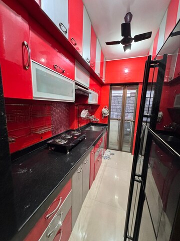 Furnished Amenities in 3 BHK Apartment at Andheri West – for Rent