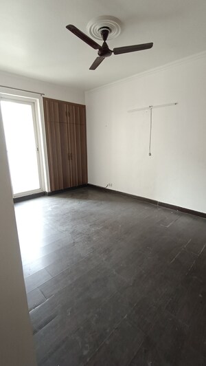 3 BHK Apartment For Rent in Aditya Celebrity Homes, Sector 76