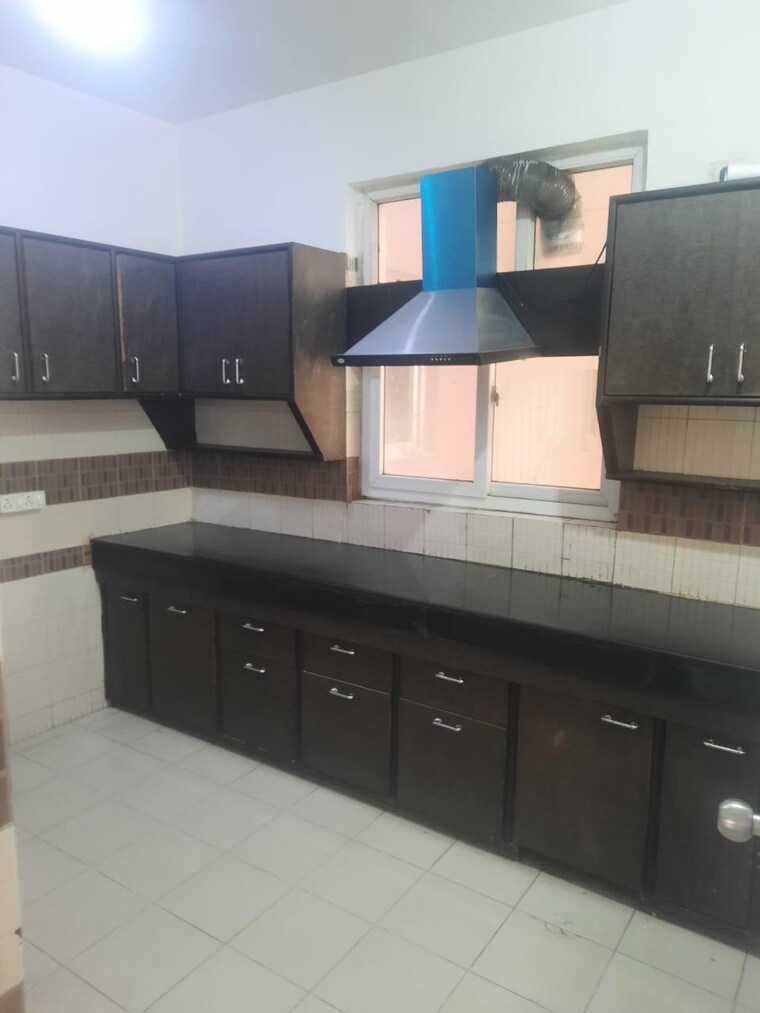 Kitchen, orchid-petals 4 Bedroom 2337 Sq.Ft. Apartment In Sector 49 Gurgaon 9638941