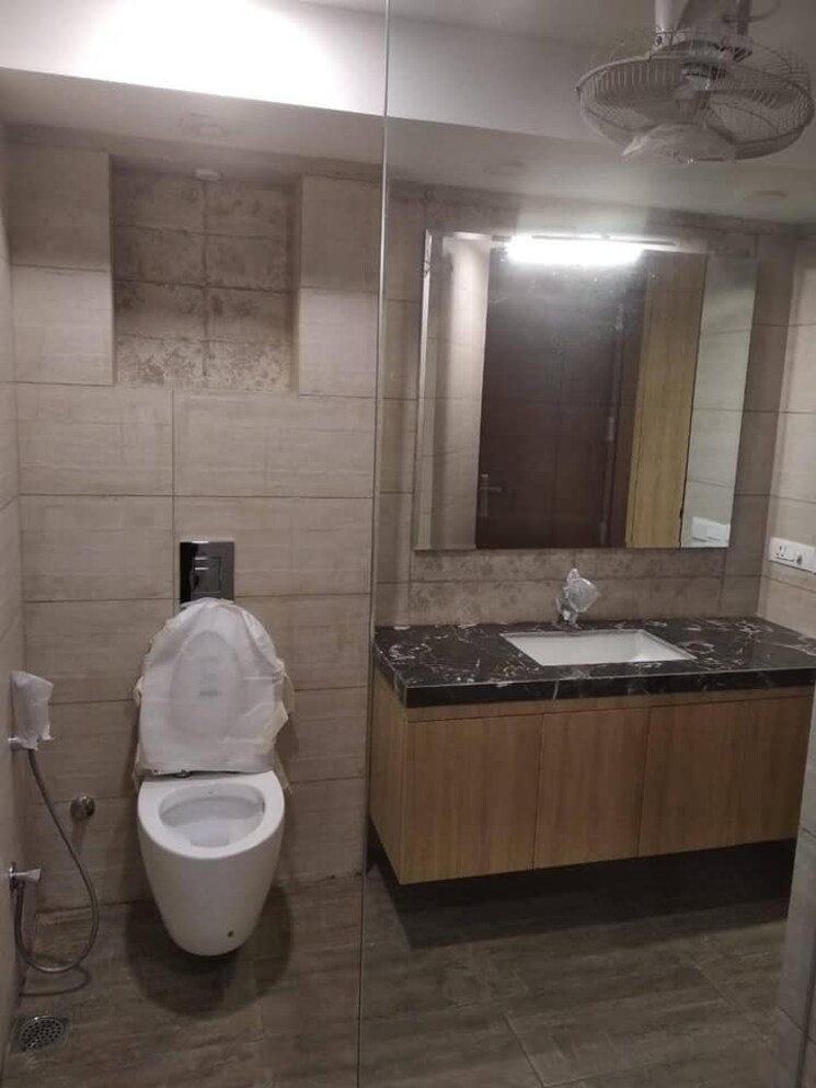 Bathroom, panchsheel enclave 4 Bedroom 5690 Sq.Ft. Builder Floor In Panchsheel Enclave Delhi 9638939
