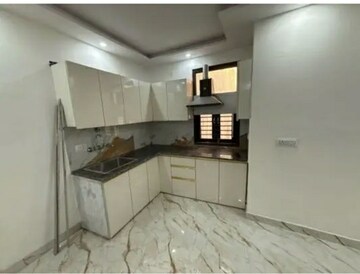 Kitchen in 2.5 BHK Builder Floor at Ramesh Nagar – for Rent
