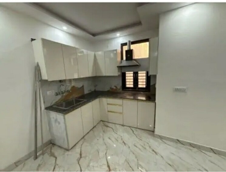Kitchen, ramesh nagar 2.5 Bedroom 27000 Sq.Ft. Builder Floor In Ramesh Nagar Delhi 9638954