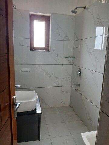 Bathroom in 2 BHK Builder Floor at Sector 9 – for Rent