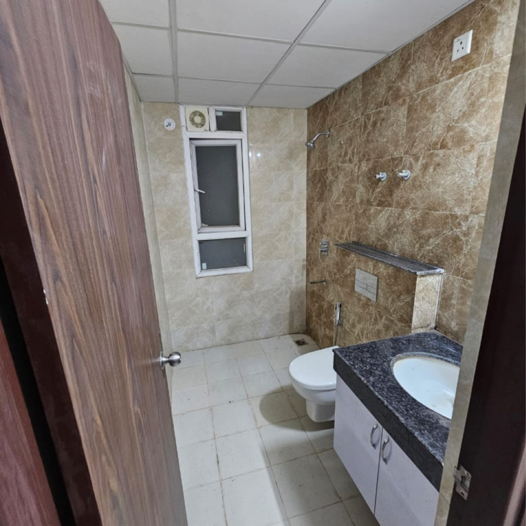 Kitchen, hero-homes-gurgaon 3 Bedroom 1359 Sq.Ft. Apartment In Sector 104 Gurgaon 9638958