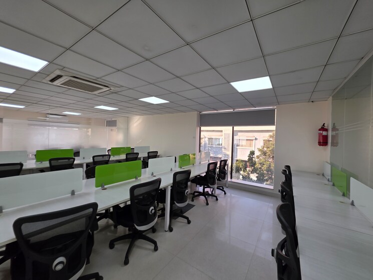 Team Area, madhapur Commercial Office Space 2000 Sq.Ft. In Madhapur Hyderabad 9638959