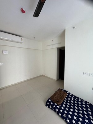 Bedroom in 1 BHK Apartment at Lodha Amara, Kolshet Road – for Rent