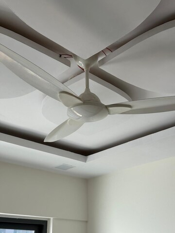 Furnished Amenities in 2 BHK Apartment at Kalpataru Immensa, Kolshet Road – for Rent