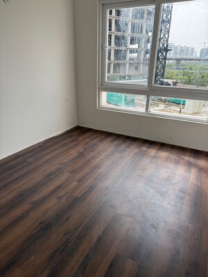 Room in 2 BHK Apartment at Hero Homes Gurgaon, Sector 104 – for Rent