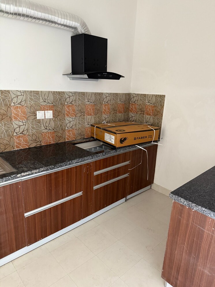 Kitchen, hero-homes-gurgaon 2 Bedroom 1099 Sq.Ft. Apartment In Sector 104 Gurgaon 9638974