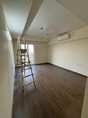 Room in 4 BHK Apartment at ATS Triumph, Dhanwapur – for Rent