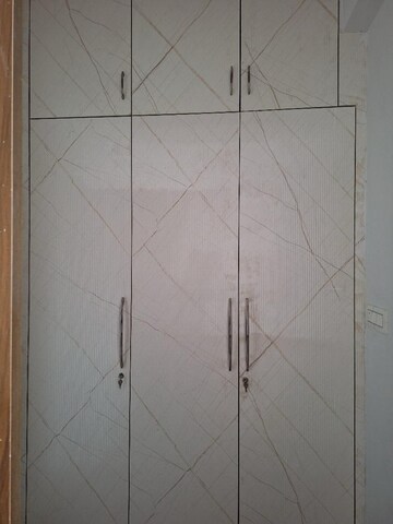 Bathroom in 3.5 BHK Apartment at ATS Tourmaline, Sector 109 – for Rent