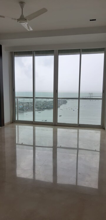 Bedroom in 4 BHK Apartment at Bayview Terraces, Prabhadevi – for Rent