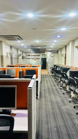  Office Space For Rent in Janakpuri