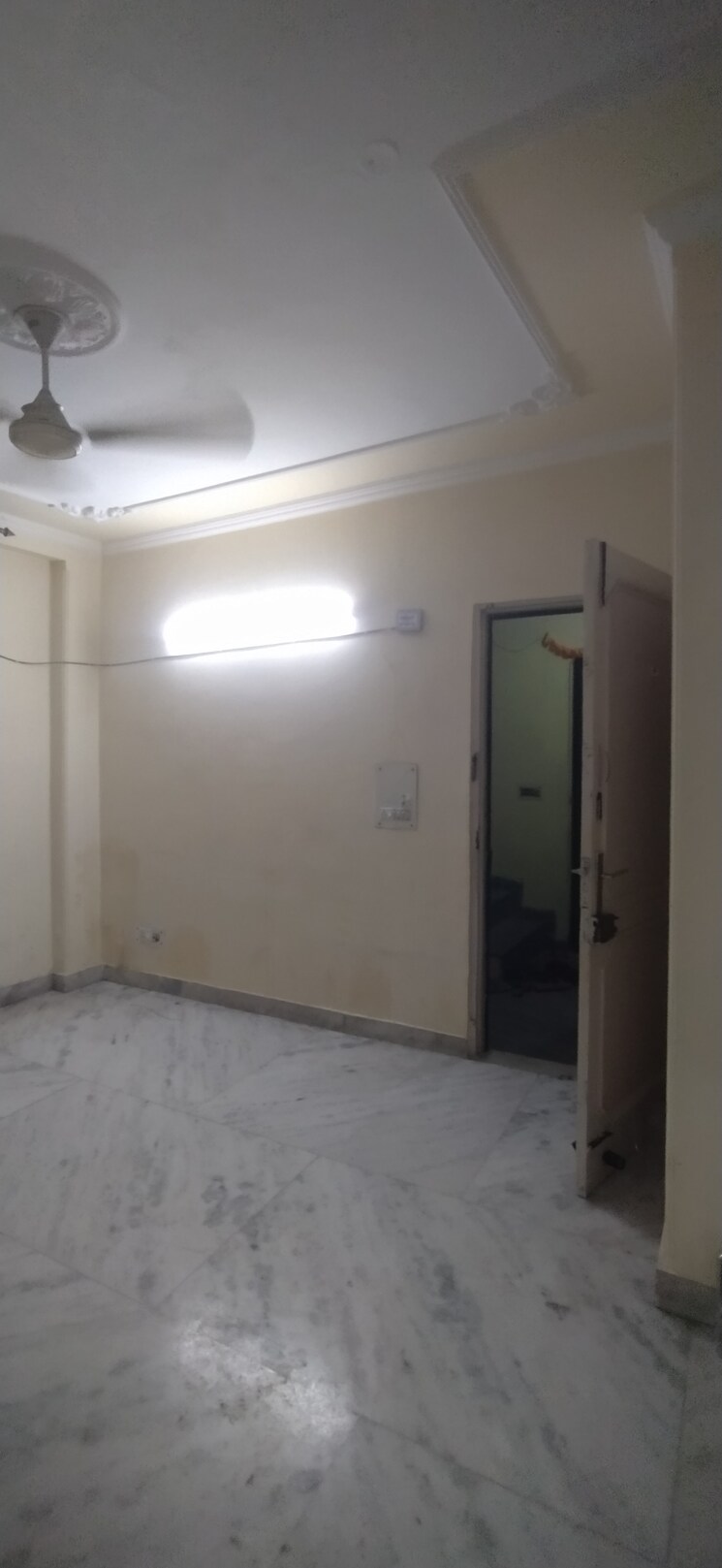 Room, khirki extension 2 Bedroom 750 Sq.Ft. Builder Floor In Khirki Extension Delhi 9639002