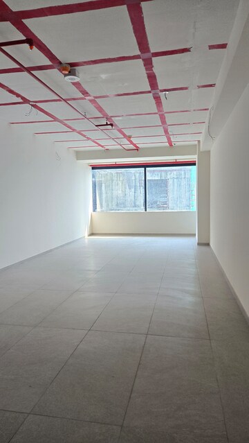 Room in  Office Space at Bhoomi 9 Business Bay, Malad West – for Rent