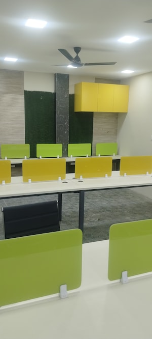  Office Space For Rent in Janakpuri