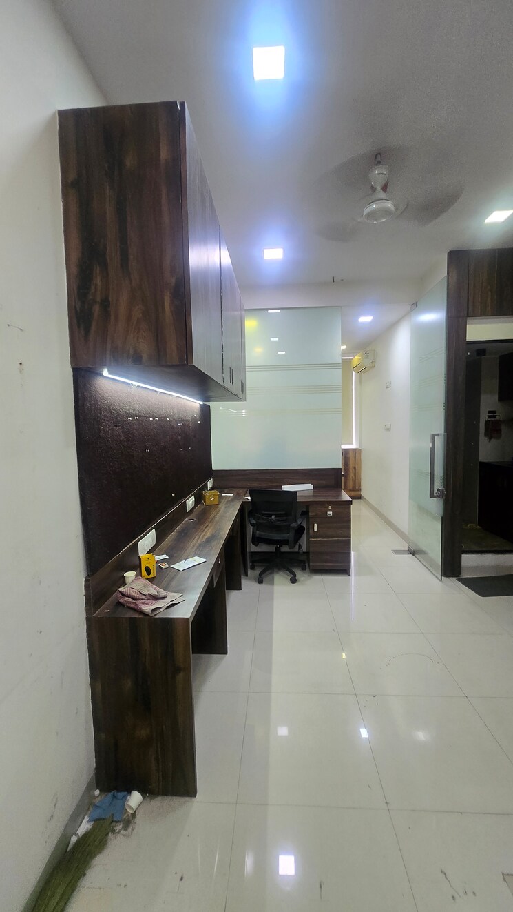 Kitchen, garnet-paladium Commercial Office Space 300 Sq.Ft. In Goregaon East Mumbai 9639017