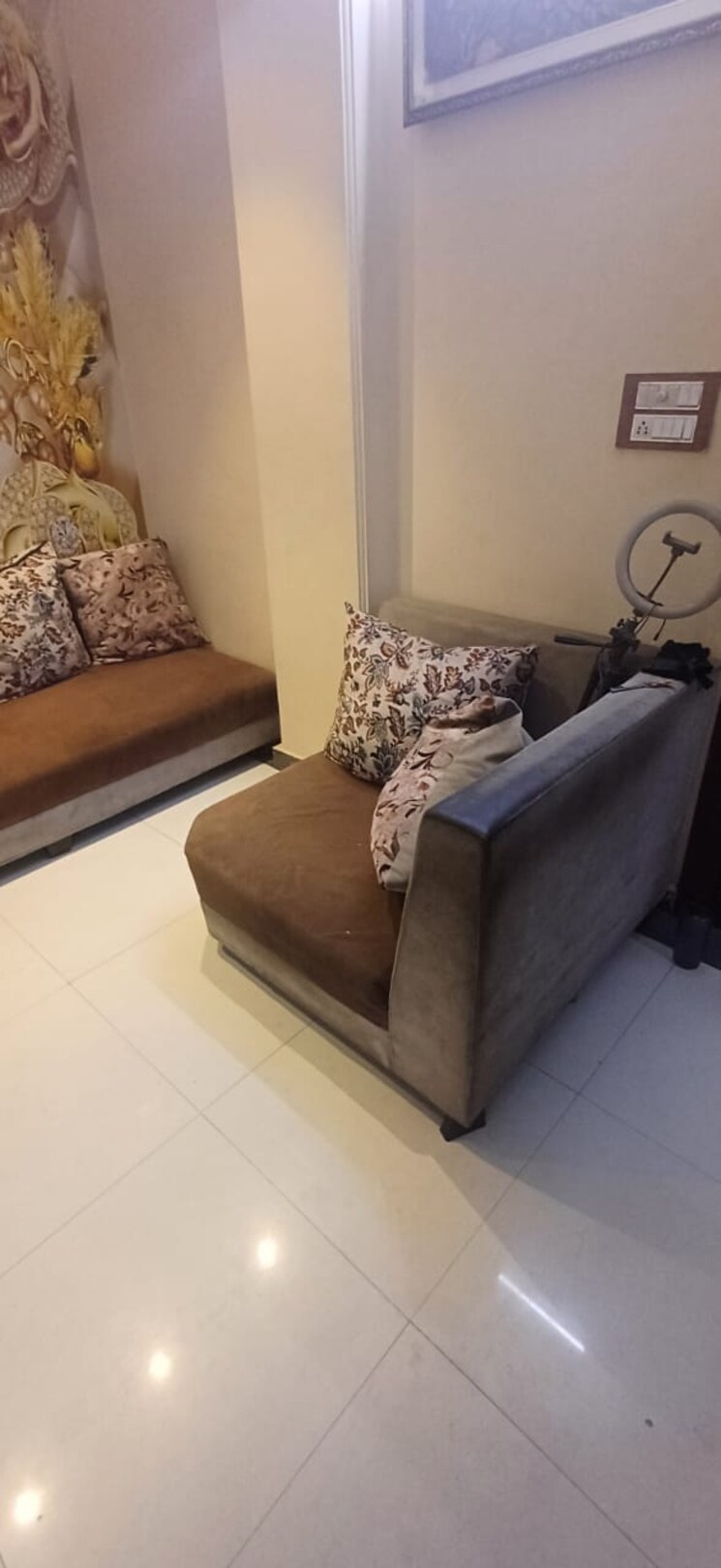Living Room, sector 14 dwarka 1 Bedroom 450 Sq.Ft. Apartment In Sector 14 Dwarka Delhi 9639019