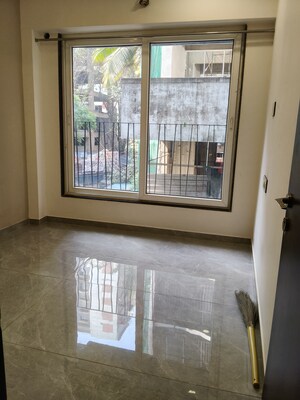 Room in 2 BHK Apartment at Gurukrupa Ugam, Ghatkopar East – for Rent