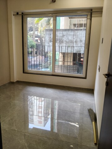 Room in 2 BHK Apartment at Gurukrupa Ugam, Ghatkopar East – for Rent