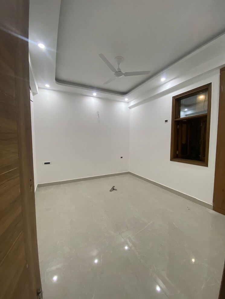 Room, palam vihar extension 2 Bedroom 750 Sq.Ft. Builder Floor In Palam Vihar Extension Gurgaon 9639037