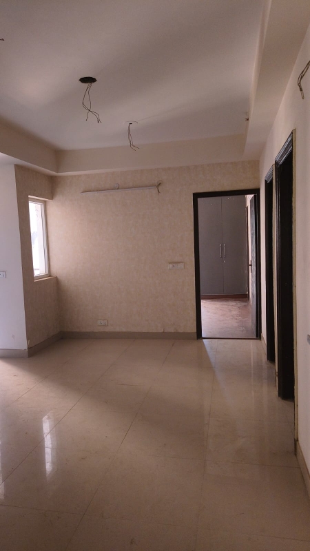 2 BHK Apartment For Sale in Gaur City 7th Avenue