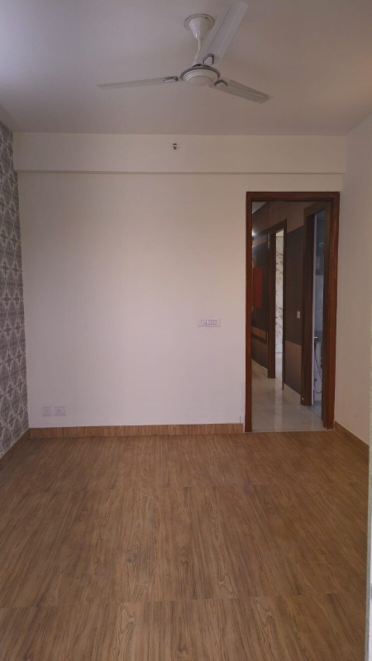 Room, gaur-city-7th-avenue 2 Bedroom 623 Sq.Ft. Apartment In Sector 4 Greater Noida Greater Noida 9639038