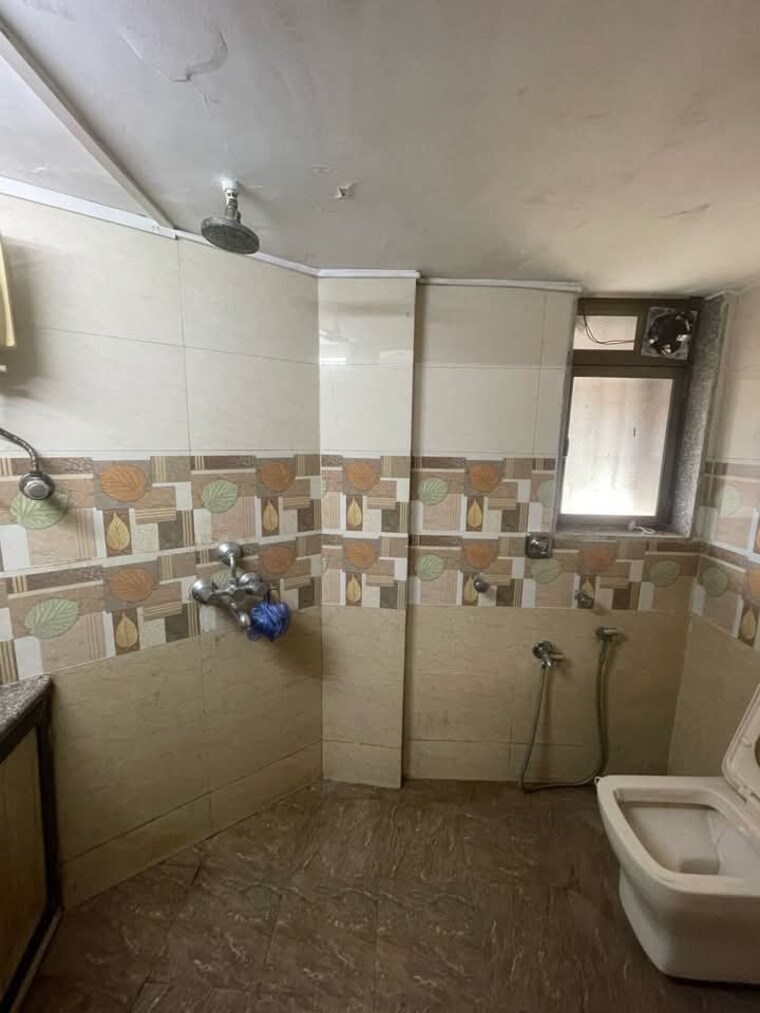 Living Room, silver-castle-andheri-east 2 Bedroom 800 Sq.Ft. Apartment In Andheri East Mumbai 9639058