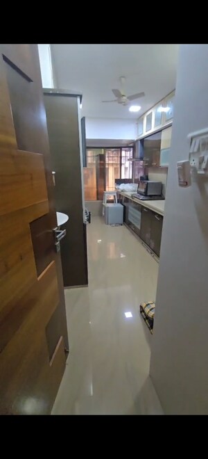Team Area in 2 BHK Apartment at Juhu Versova Link Road – for Rent