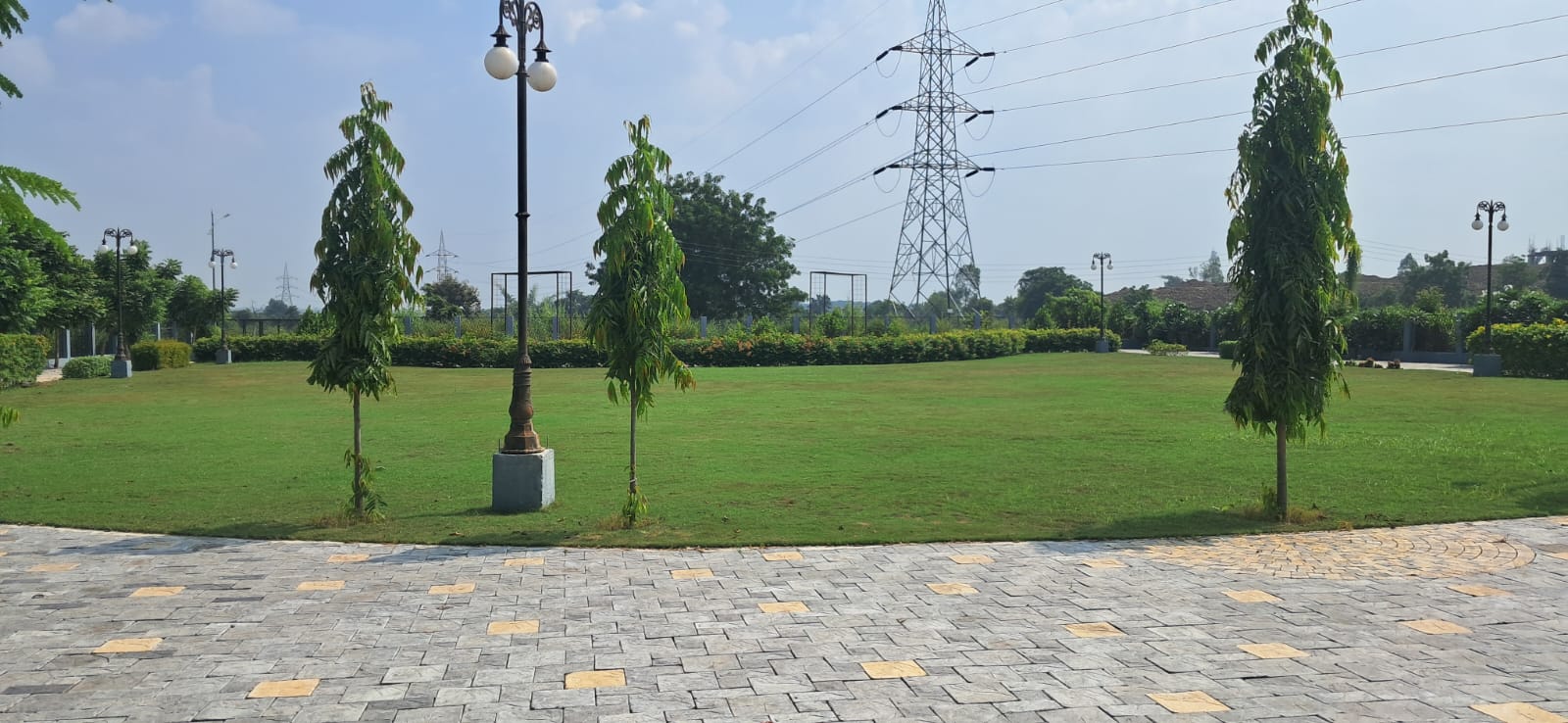 Plot For Sale in MIHAN