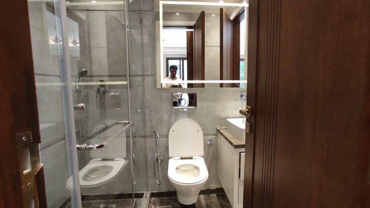 Master Bedroom, kalkaji 3 Bedroom 2000 Sq.Ft. Builder Floor In Kalkaji Delhi 9639102