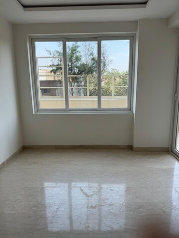 Room in 3 BHK Apartment at Unity The Amaryllis, Karol Bagh – for Rent