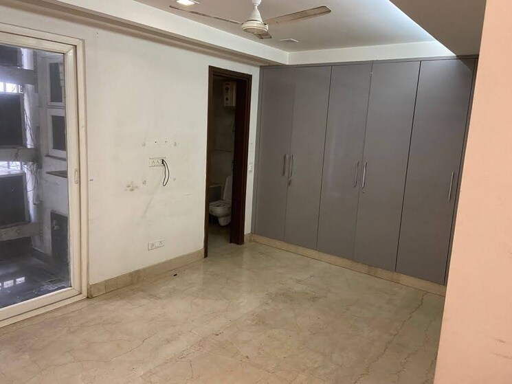 Master Bedroom, kalkaji 3 Bedroom 2000 Sq.Ft. Builder Floor In Kalkaji Delhi 9639113