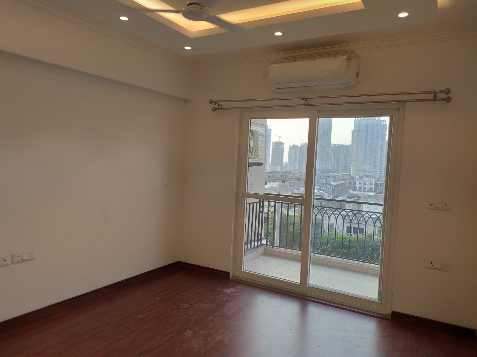 3 BHK + Extra Room 2000 Sq.Ft. Apartment in ATS Le Grandiose
