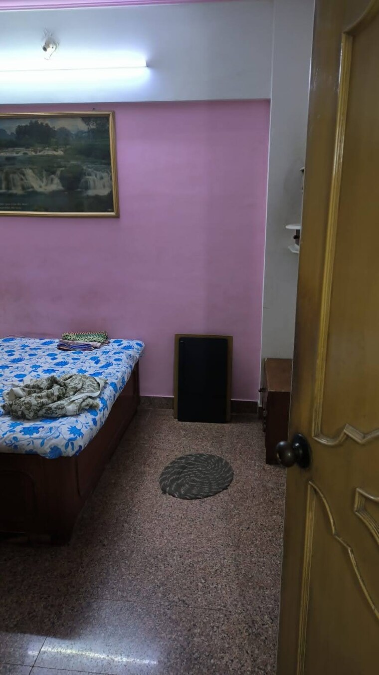 Bedroom, shiv-mahima 1 Bedroom 450 Sq.Ft. Apartment In Malad West Mumbai 9639129